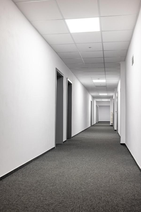 Hotel Zimni Stadion Slaný Buitenkant foto