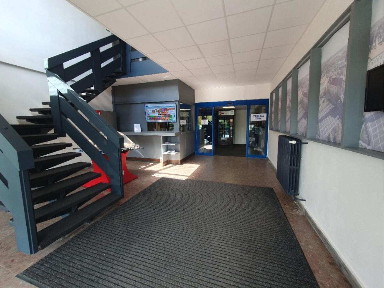 Hotel Zimni Stadion Slaný Buitenkant foto